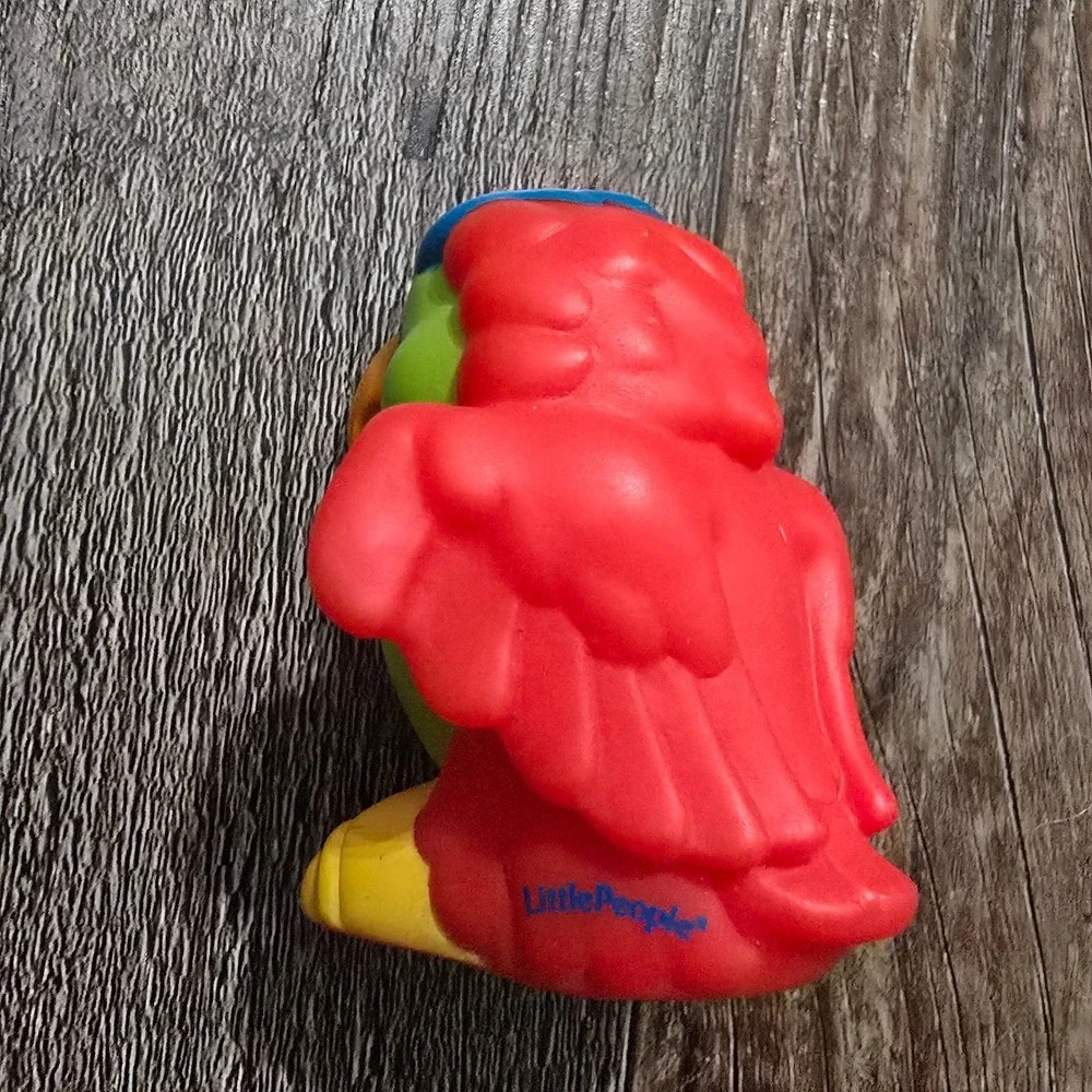 Fisher-Price Little People Parrot 2001 Bird Figure Red Green Tropical Toy